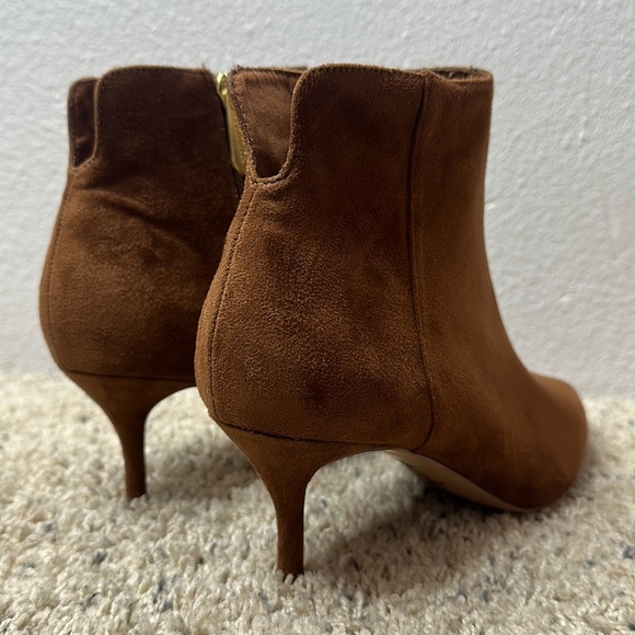 Charles David - Albuquerque Booties - Dark Camel sz 9M - Picture 5 of 17